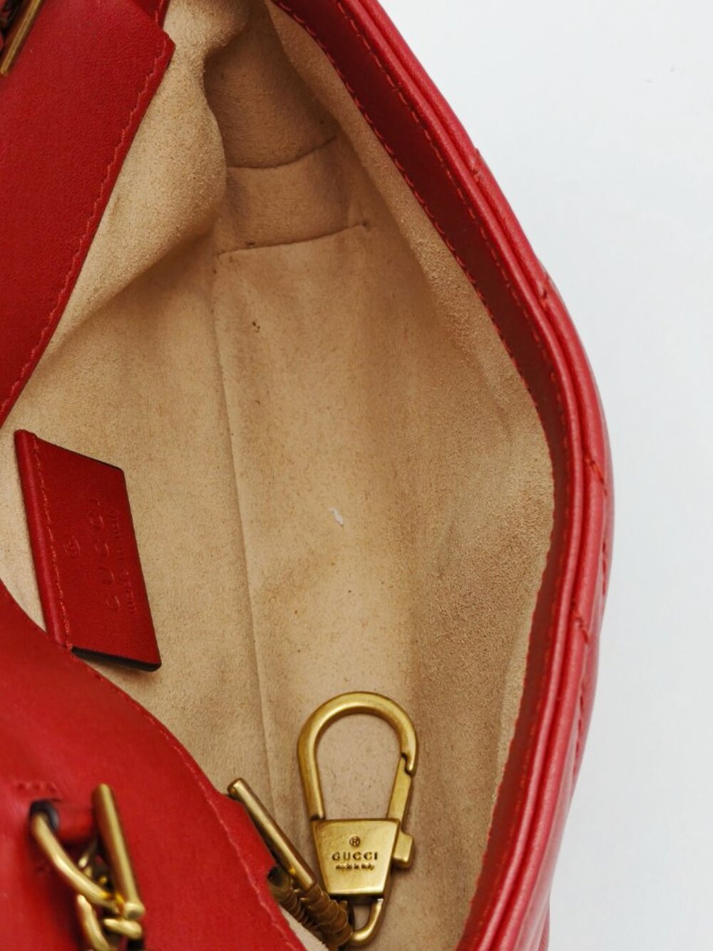 Gucci GG Marmont Super Mini Red Matelassé Chain Shoulder Bag - Picture 9 of 16